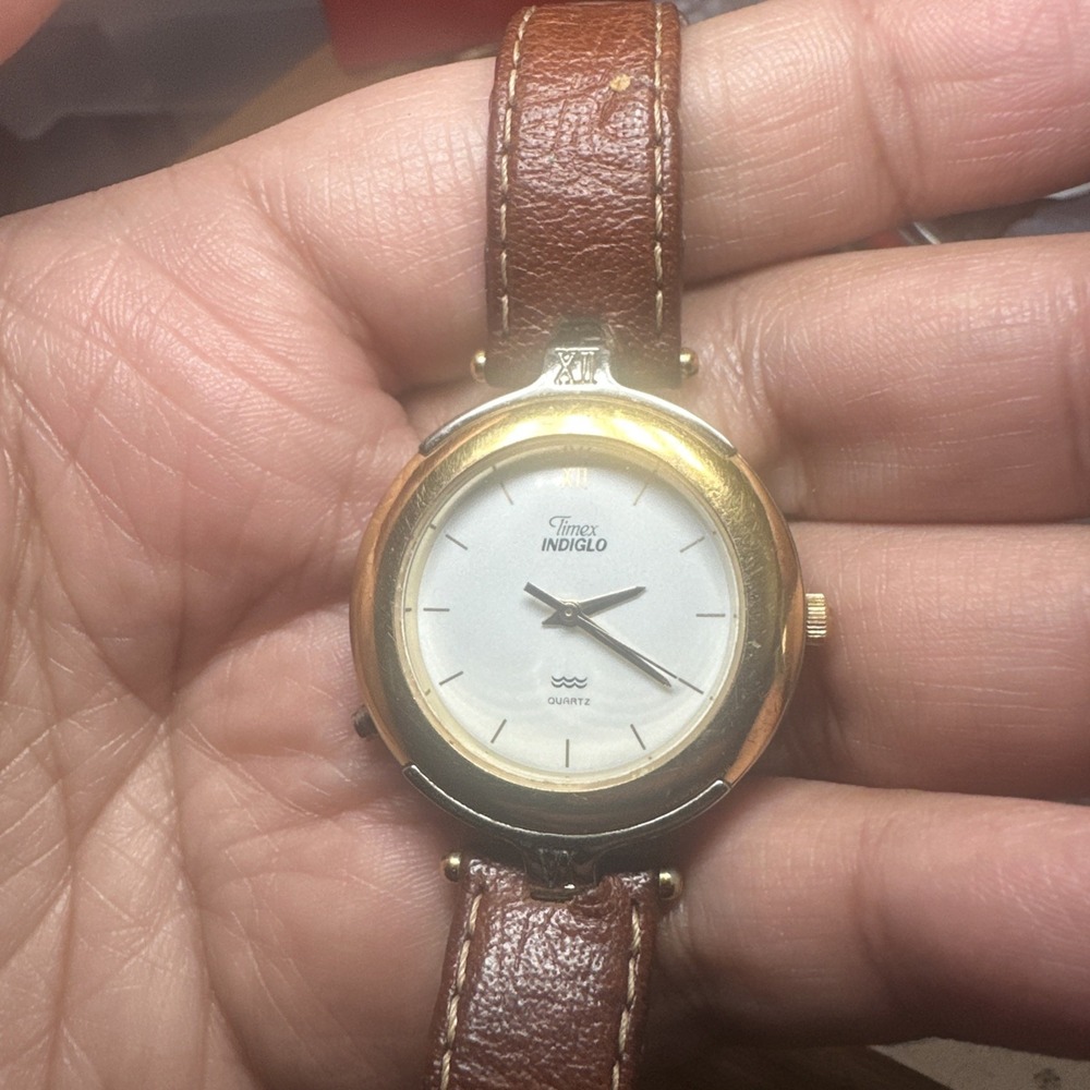 Works Timex Ladies 32mm Two Tone quartz indiglo New Battery Brown Leather Fit 7"